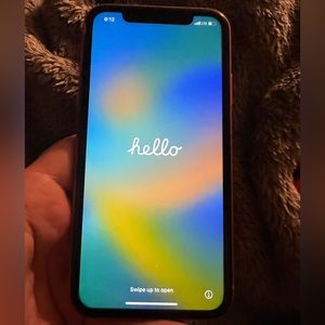 iPhone XR 64gb - locked to straight talk